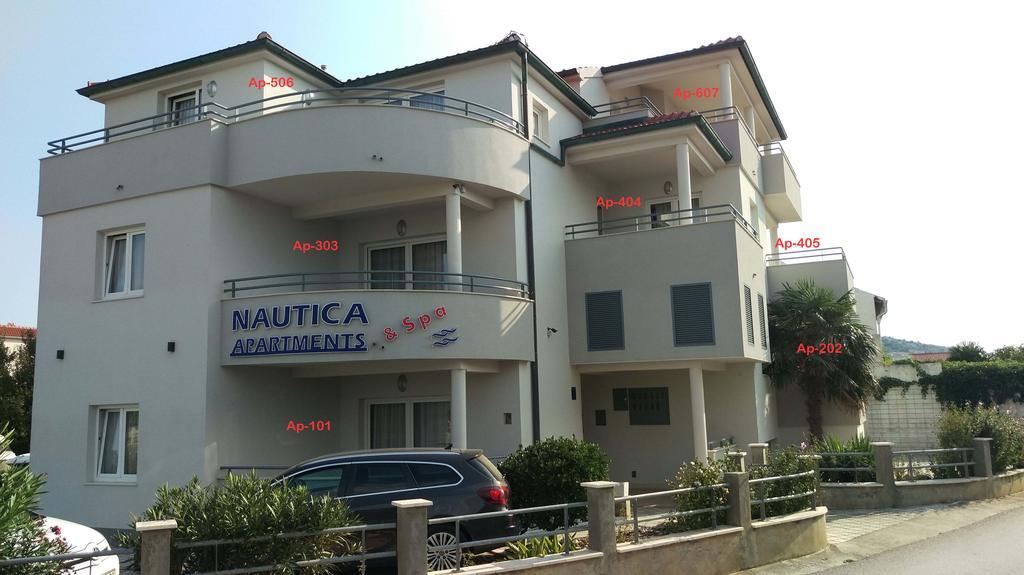 Nautica Apartments Betina  Luaran gambar