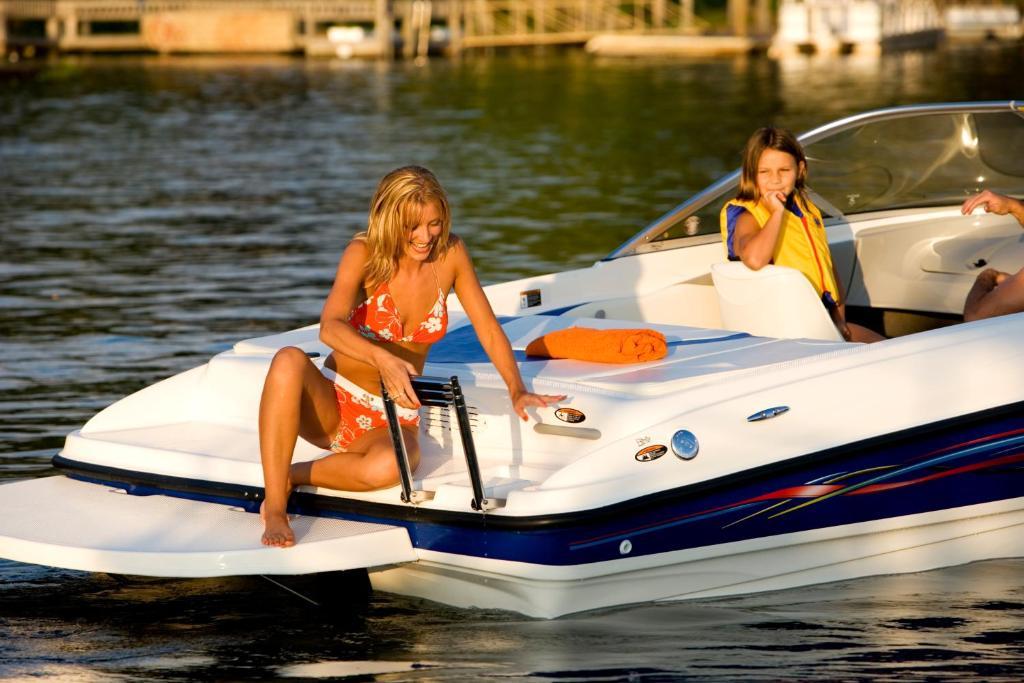 Nautica Apartments Betina  Luaran gambar