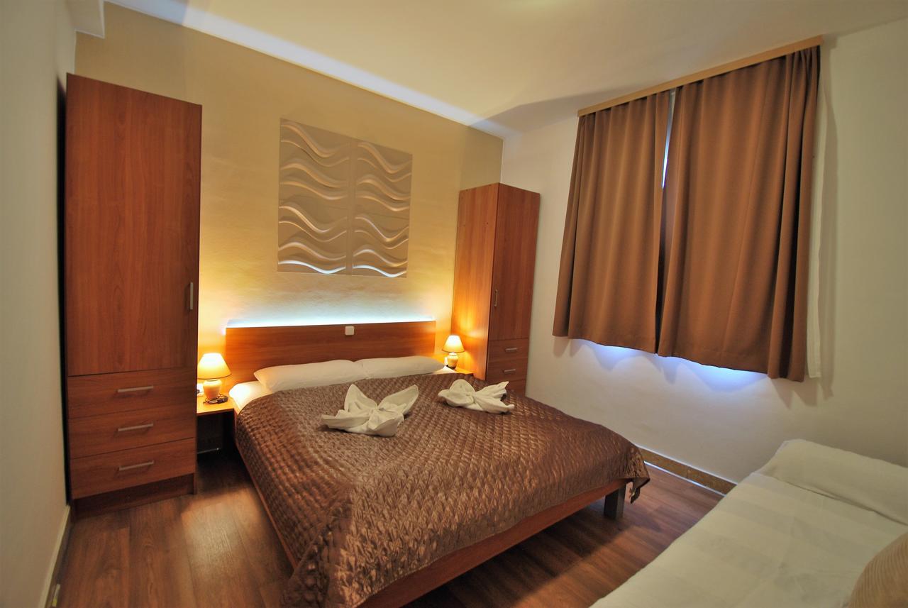 Nautica Apartments Betina  Luaran gambar