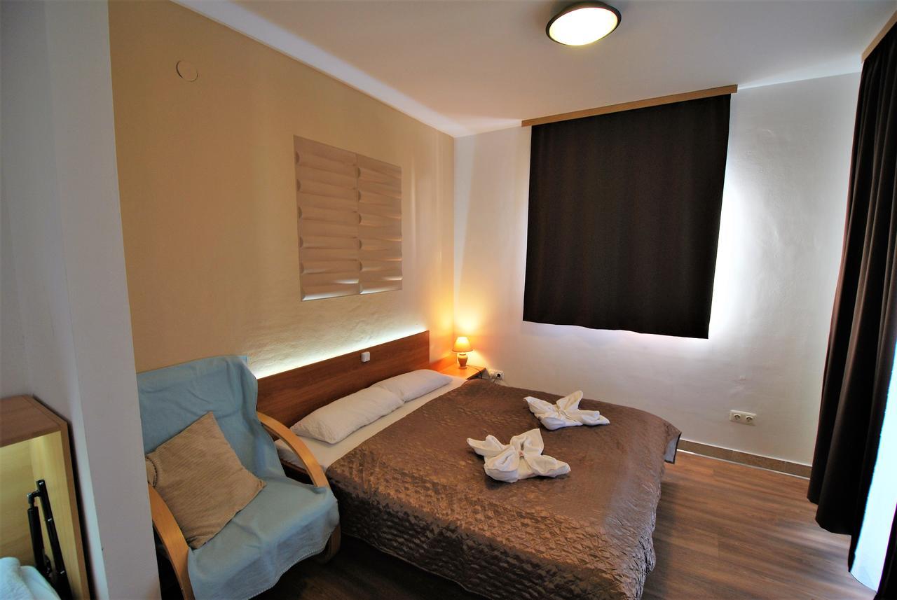 Nautica Apartments Betina  Luaran gambar