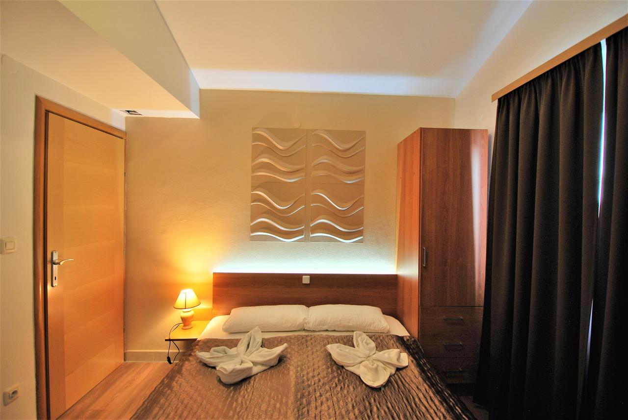 Nautica Apartments Betina  Luaran gambar