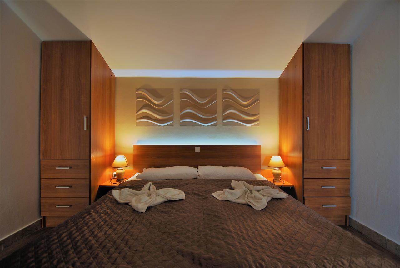 Nautica Apartments Betina  Luaran gambar